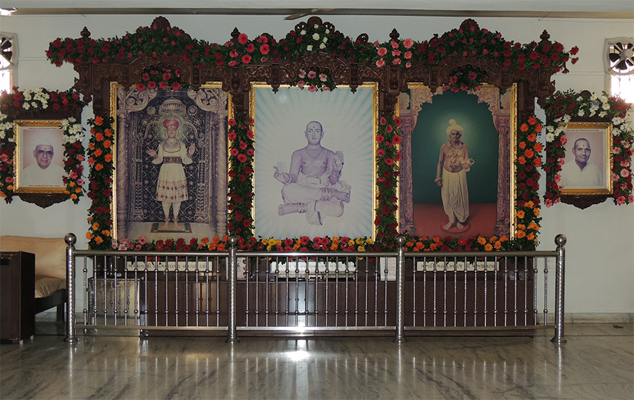 Shri Hari Jayanti Darshan